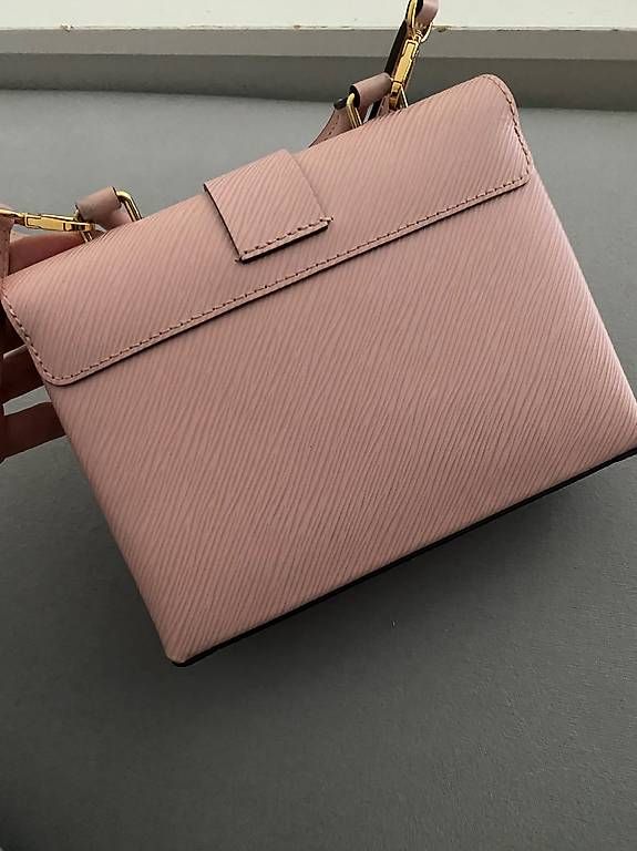 Louis Vuitton Borse da donna: Louis Vuitton Locky BB Epi – Usato da Baar venduto da dan_88gy 1