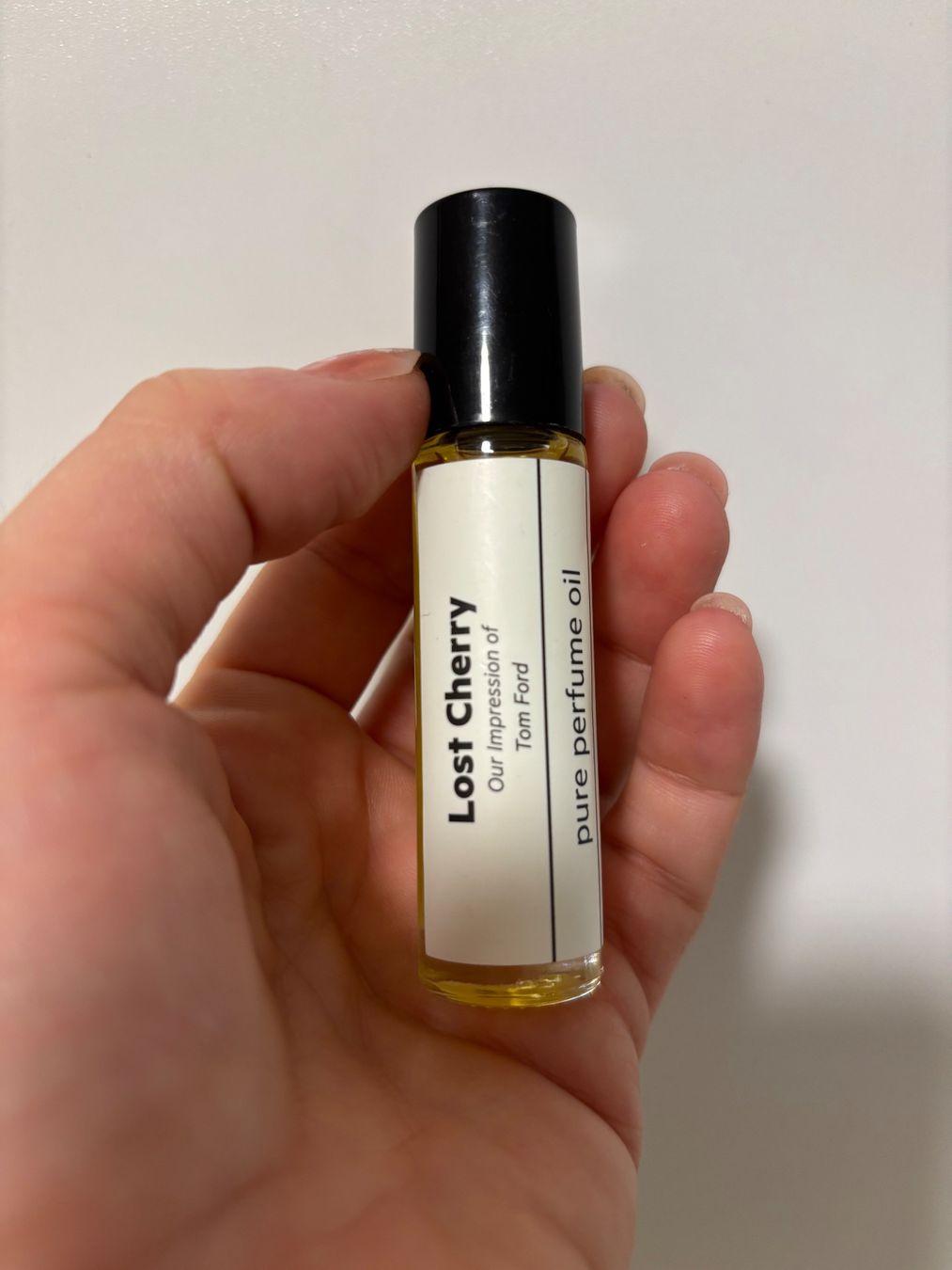 Profumi & Eau de Toilette: OilPerfumery Tom Ford - Lost Cherry Roller Ball 10ml., Neu – Nuovo e nell'imballaggio originale da Zürich venduto da deruja