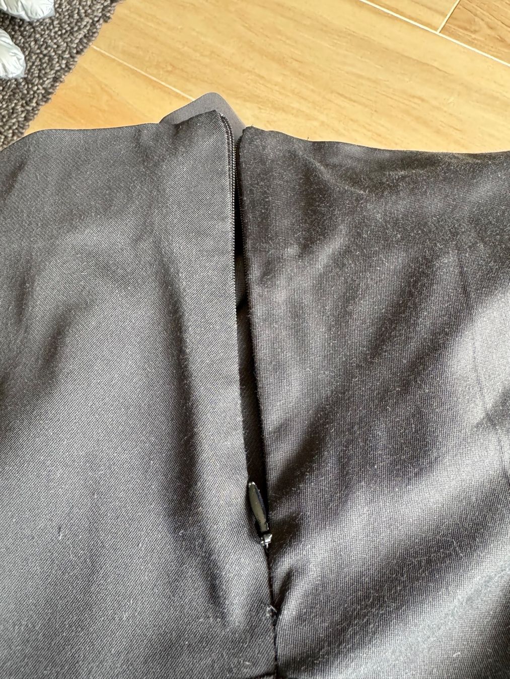 Pantaloni: Designer Hose size 36 – Usato da Münchenstein venduto da ArleneLM 4