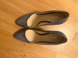 Deimille Damen Pumps, Echtleder Wildleder, Grau, Grösse 40