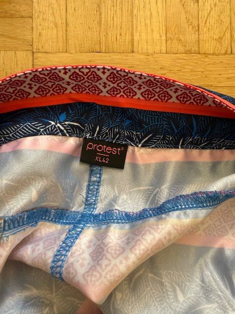 Protest Costumi da bagno & Bikini: Bade Shorts Protest / Gr. XL / Gr. 42 – Usato da Steffisburg venduto da Rita_Bau 2