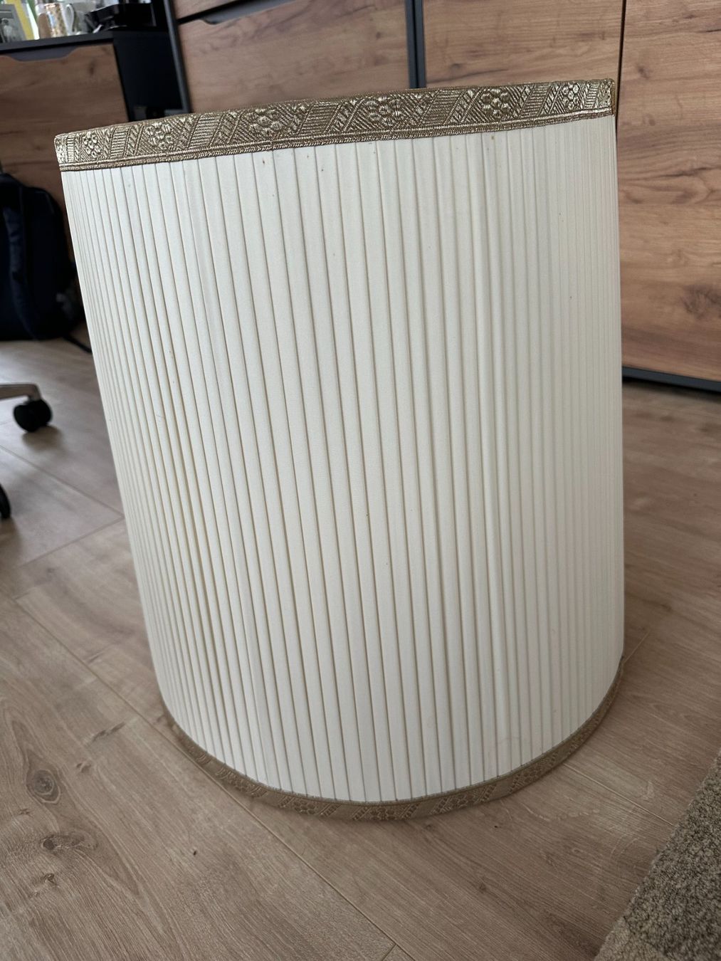 Lampenschirme: Lampenschirm in pleated silk XXL – Gebraucht aus Chambésy von mariuselus 5
