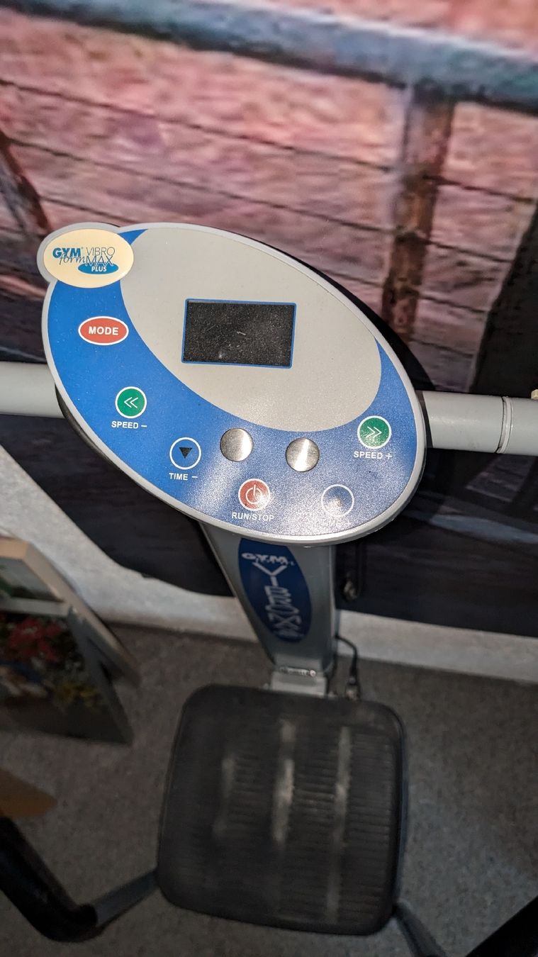 Power Plate Hometrainer: Gymform Vibrations Platte – Usato da Sarmenstorf venduto da T.Sunl8 2