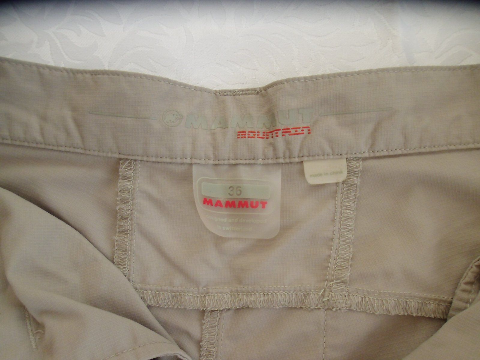 Mammut Pantaloni: Mammut Hose Damen Gr. S  36 – Nuovo (secondo la descrizione) da Walenstadt venduto da Pluisa 1