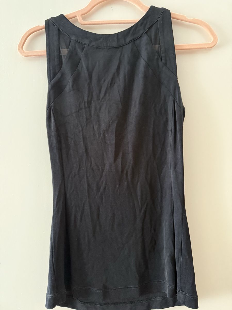 Top: VJC versace top – Usato da visp venduto da Kmemo1 1