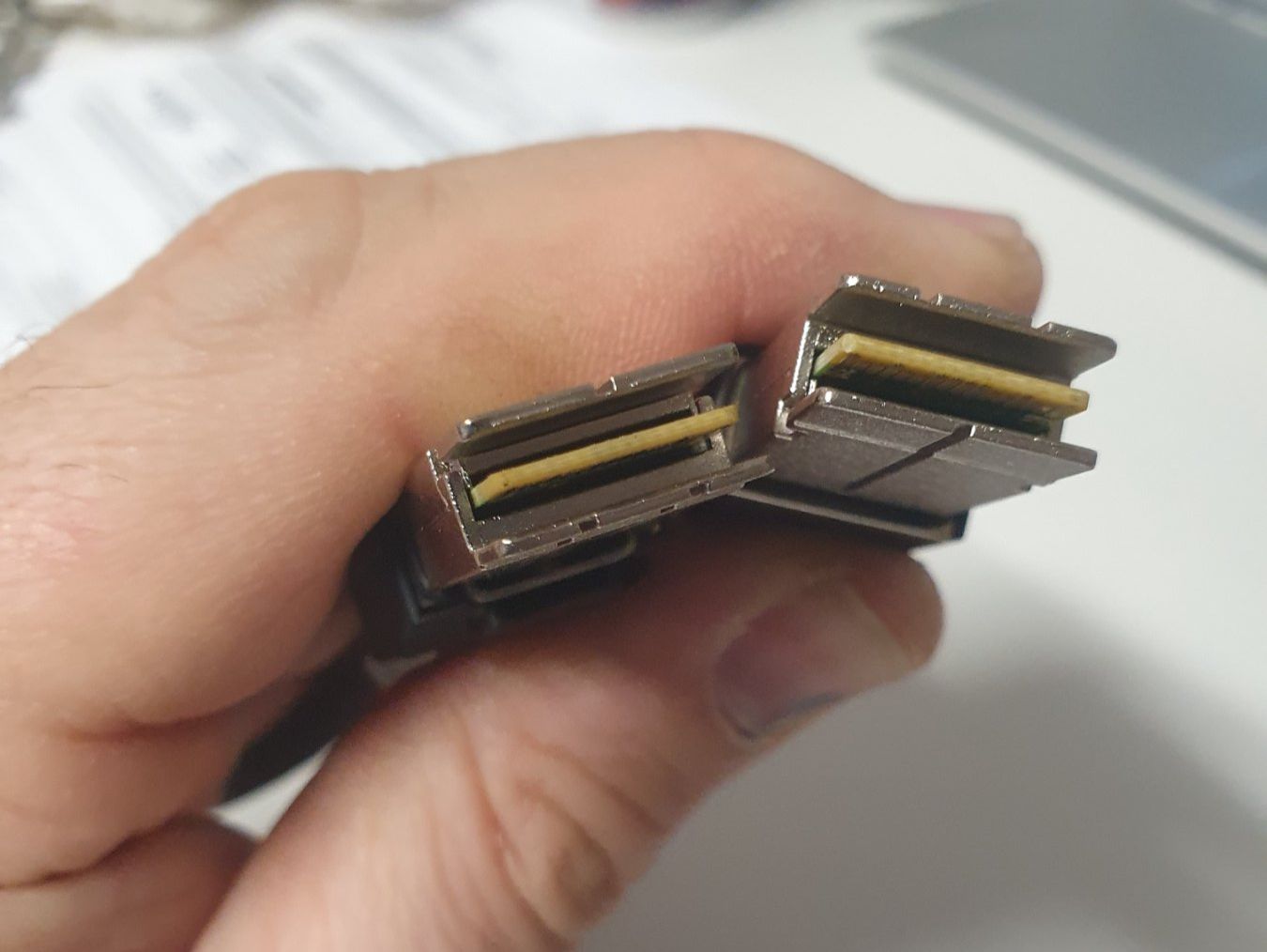 Cavi: Cisco Leoni Cable Bladestack 0.5m L45593-E101-D5 Black High – Usato da Zürich venduto da eymen20 3