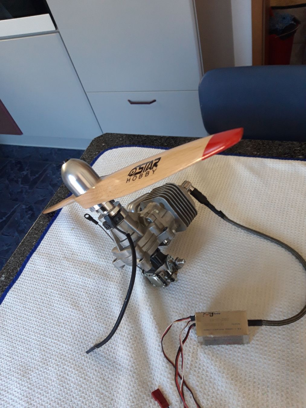 Motori: Benzin motor marke DLE 30 – Usato da Wolhusen venduto da Pasradiesvogel 3