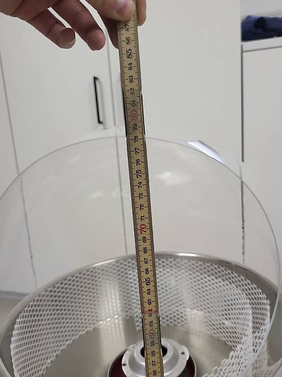 Elettrodomestici da cucina: Grosse Zuckerwattemaschine mit Haube Kauf oder Miete – Usato da Gunzwil venduto da wemary 1