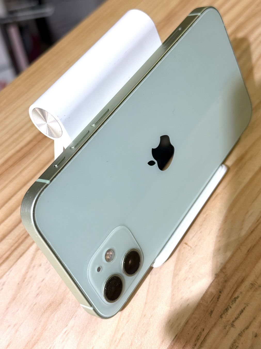 Apple Telefoni cellulari / Smartphones: Châssis Complet iPhone 12 vert-Connecteur de Charge+Batterie – Usato da Morges venduto da DA-repa 3
