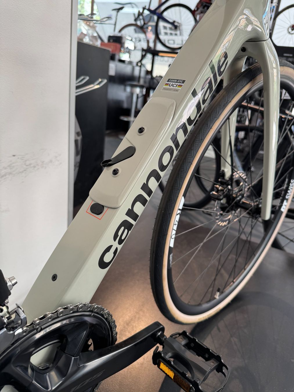 Cannondale Biciclette: Cannondale Synapse Carbon 4, Grösse 51cm – Nuovo e nell'imballaggio originale da Zürich venduto da Velofabrik01 2