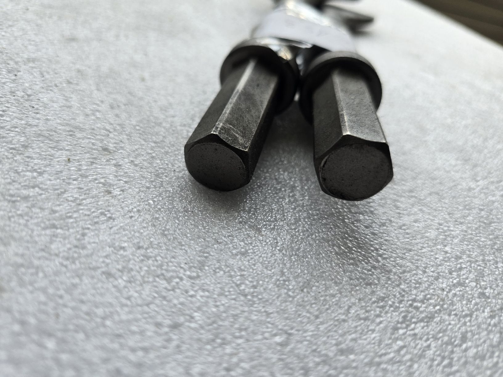 Tous les outils: Werkzeug Flachmeissel  – D'occasion à WIL SG par Sprin319 2