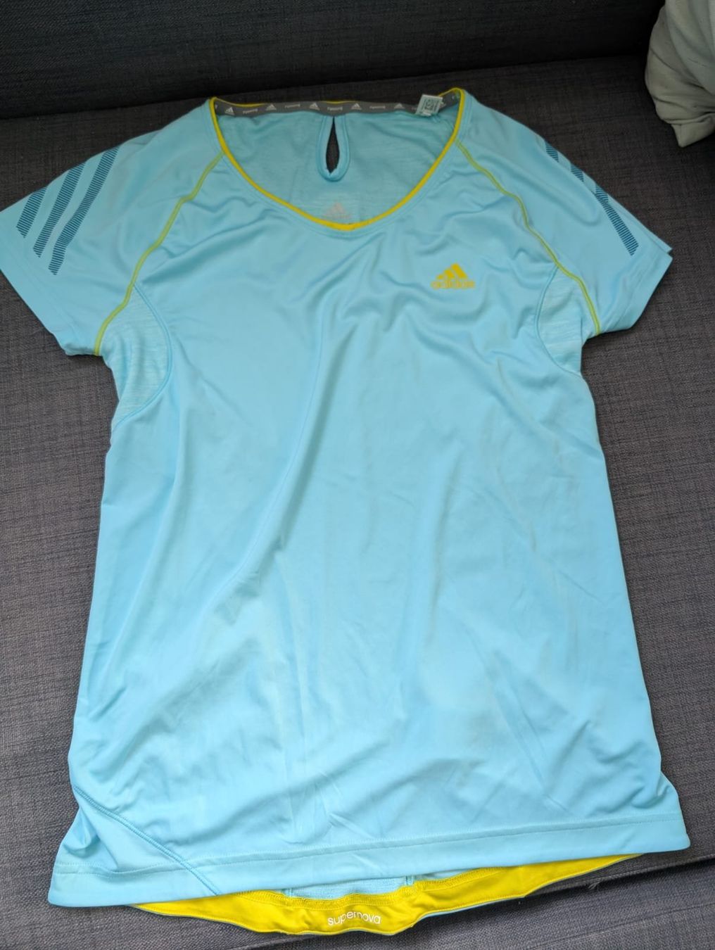 T-Shirts: Fitness-Shirt, Gr. S – Gebraucht aus Zweisimmen von Mousie