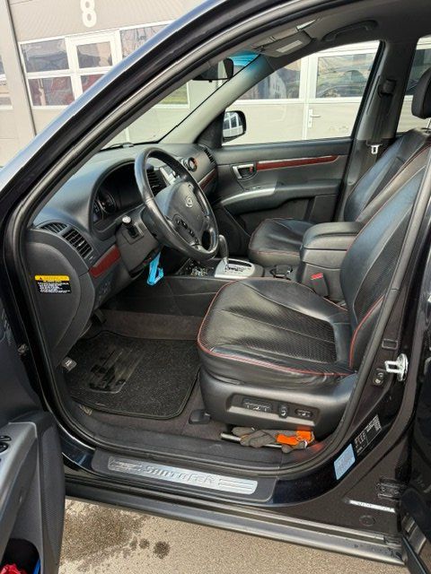 Hyundai Automobili: Hyundai Santa Fe 2.2 4 WD – Usato da Waldkirch venduto da Schumif1 5