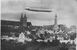 ^Aviatik,Zeppelin über Rothenburg DE , 1929 , Echtfoto