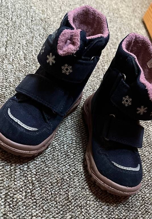 Scarpe per ragazze: Winterschuhe Gr. 25/26 – Usato da Brienz BE venduto da martada
