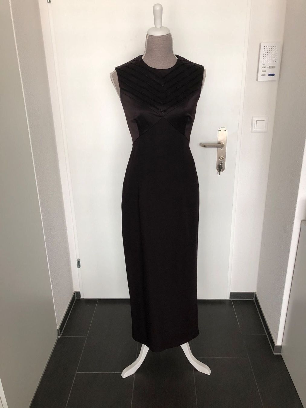 Vestiti: Wunderschönes Kleid LIZ CLAIBORNE – Usato da Winkel venduto da Luxtime