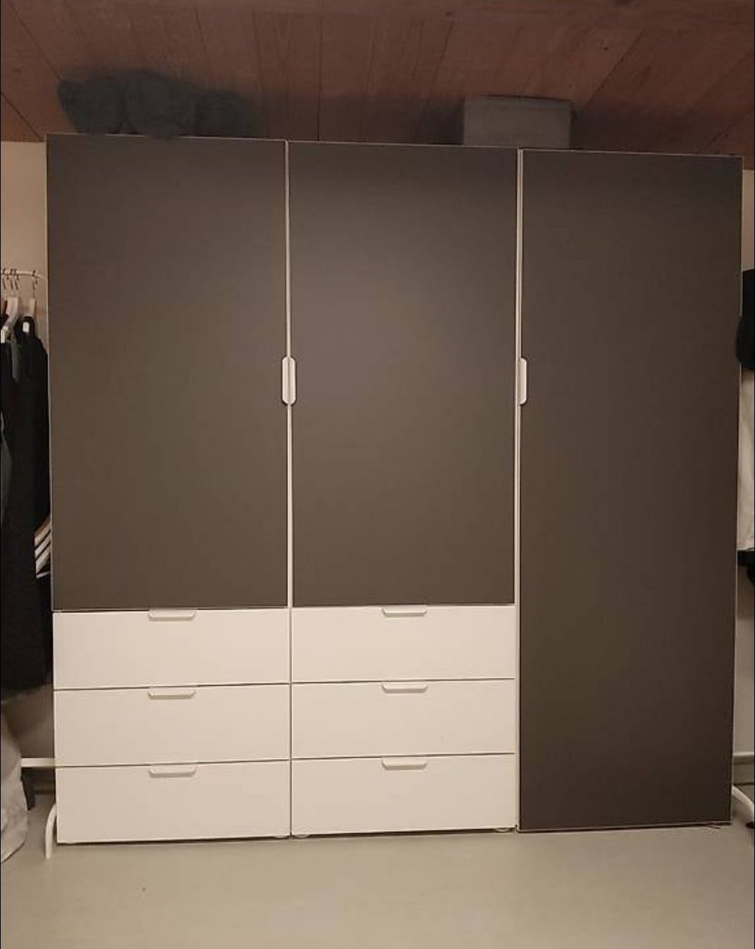 Ikea Armadi: Kleiderschrank Platsa – Usato da Messen venduto da ShputNikk