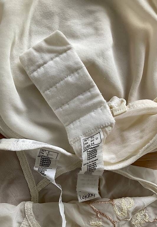 Sonstige Unterwäsche: Damenunterwäsche – Gebraucht aus Grüt (Gossau ZH) von hecht011 1