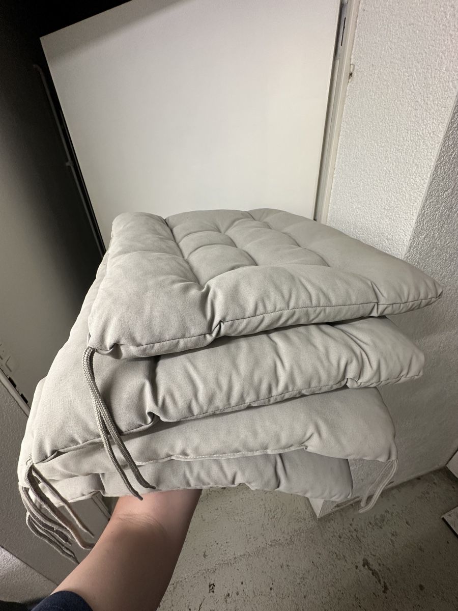 Ikea Set di tavolo e panche: Gartentisch mit 4 Stühlen & Kissen – Usato da Horgen venduto da simonwalterschweiz 6