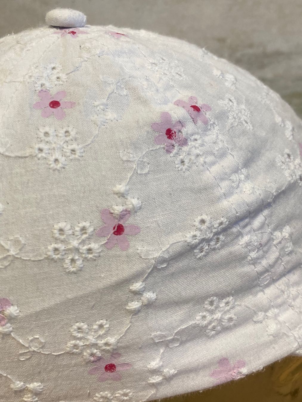 Hüte, Mützen & Caps: Cap with Flowers Embroidery Sz S – Gebraucht aus Zürich von le_souk 4