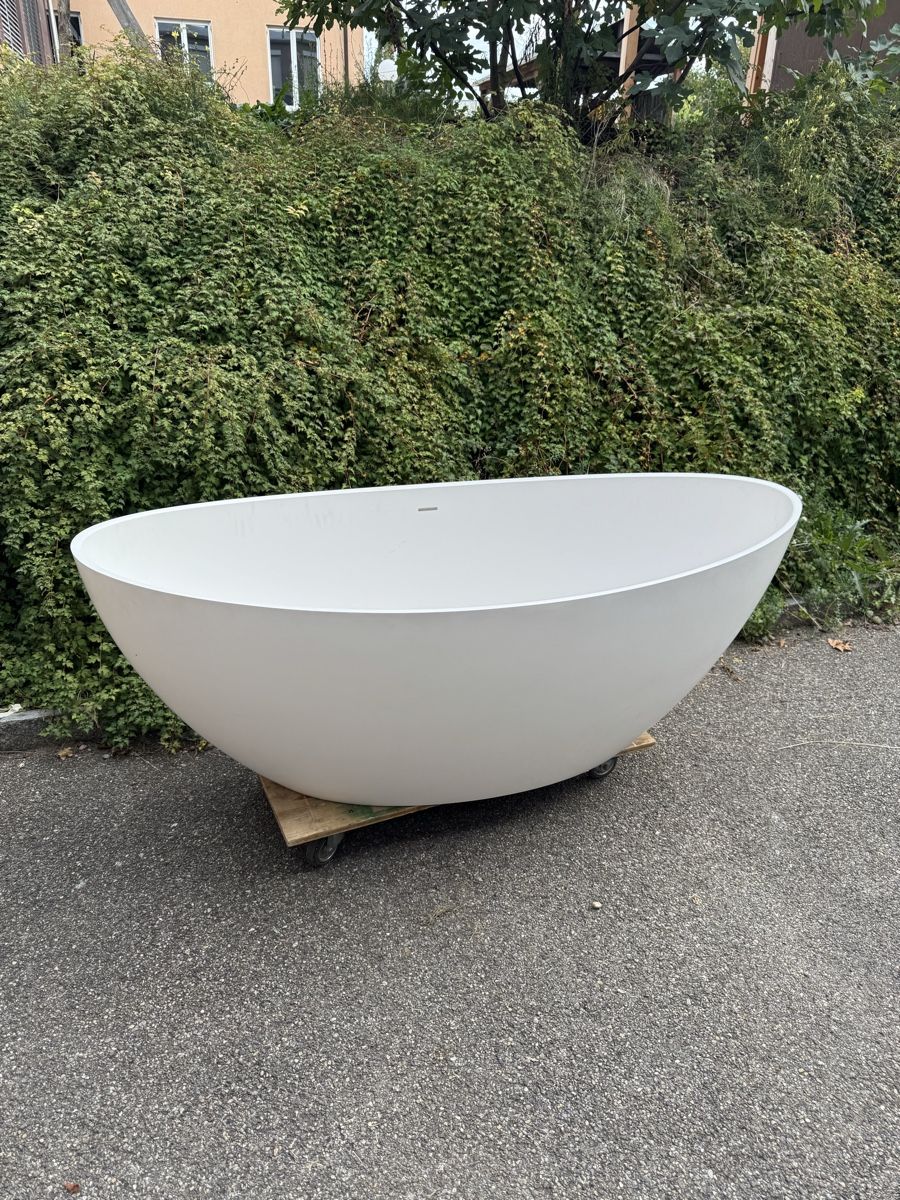 Vasche da bagno: Freistehendebadewanne – Usato da Aarwangen venduto da gona02 3