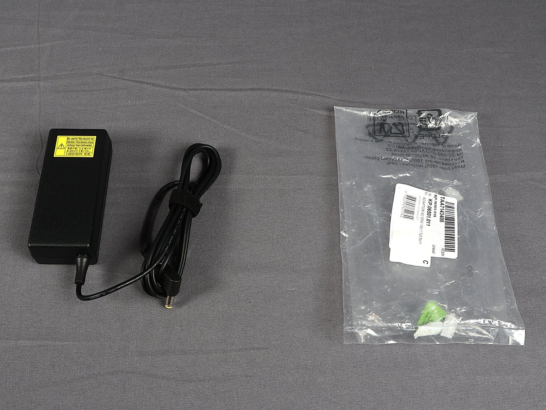Ladegerät: LITEON AC Adapter 65W 19V – Neu (gemäss Beschreibung) aus Steinen von Restwert_Steinen