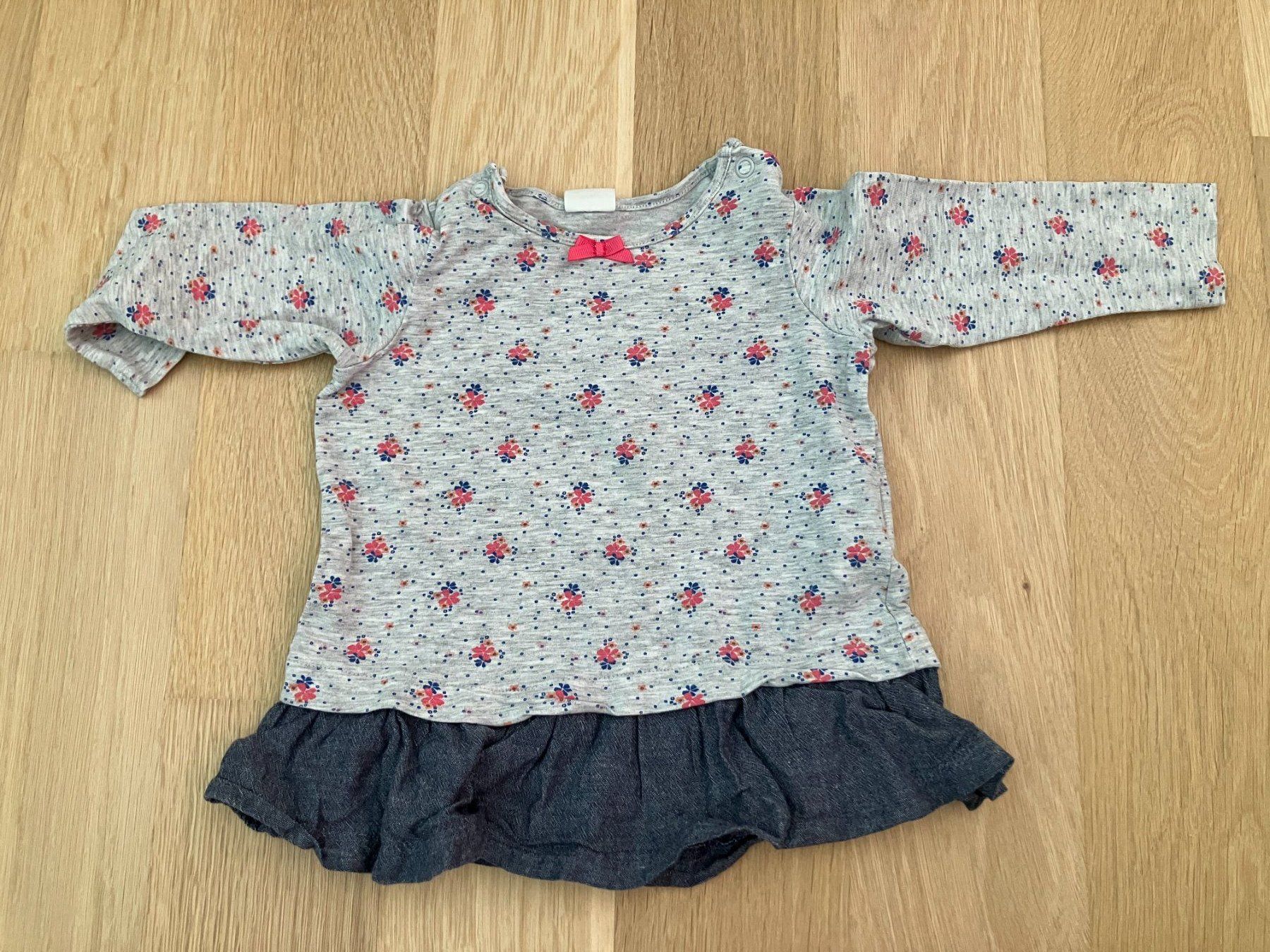 H&M Camicette, T-shirt & Top: Süsses langes Oberteil mit Blumen Gr. 68 - H&M – Usato da Zürich venduto da tscherel