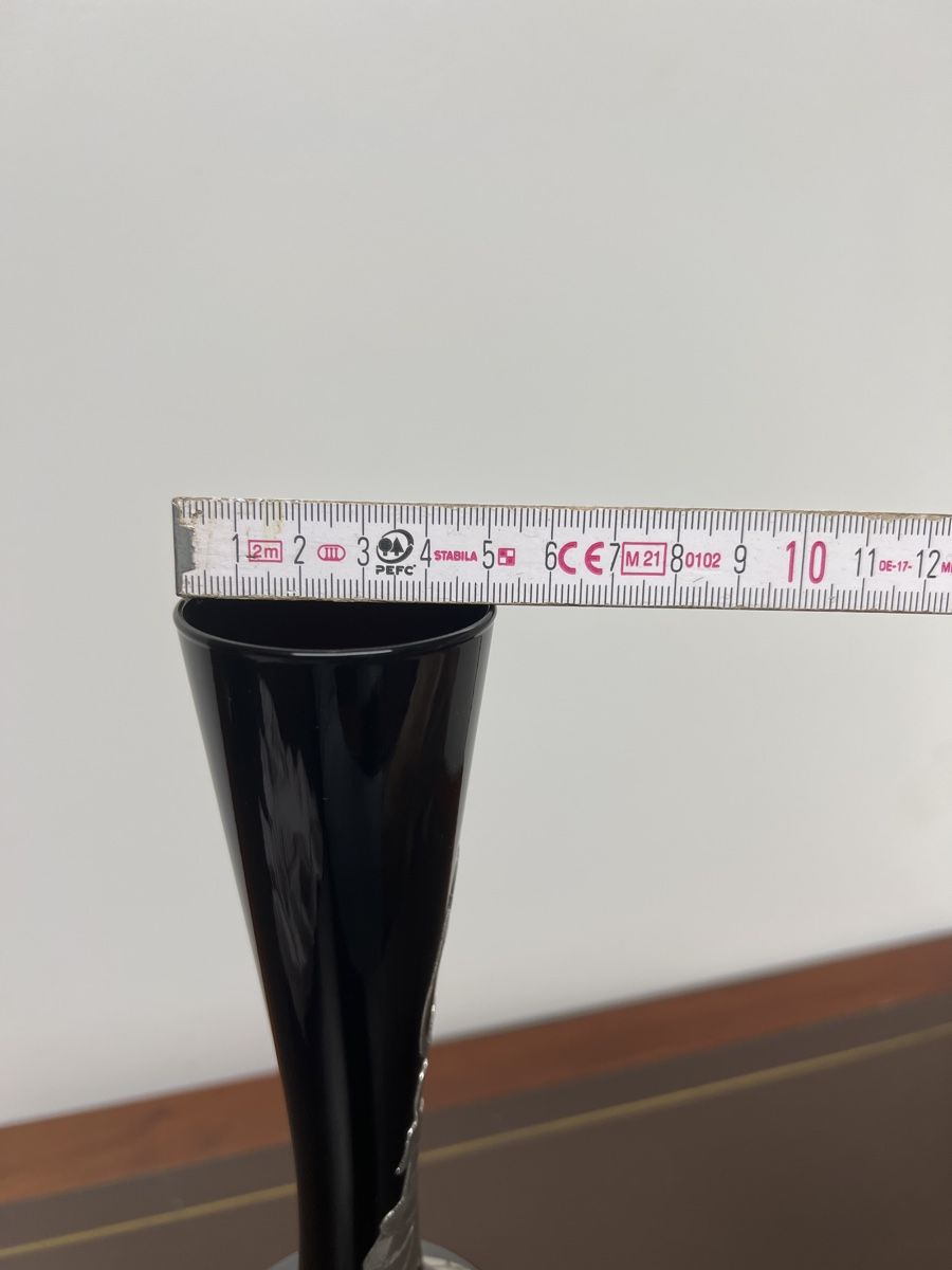 Vasen & Gefässe: Vase noire élégante avec décor en étain 30cm – Gebraucht aus Bôle von K200C 6
