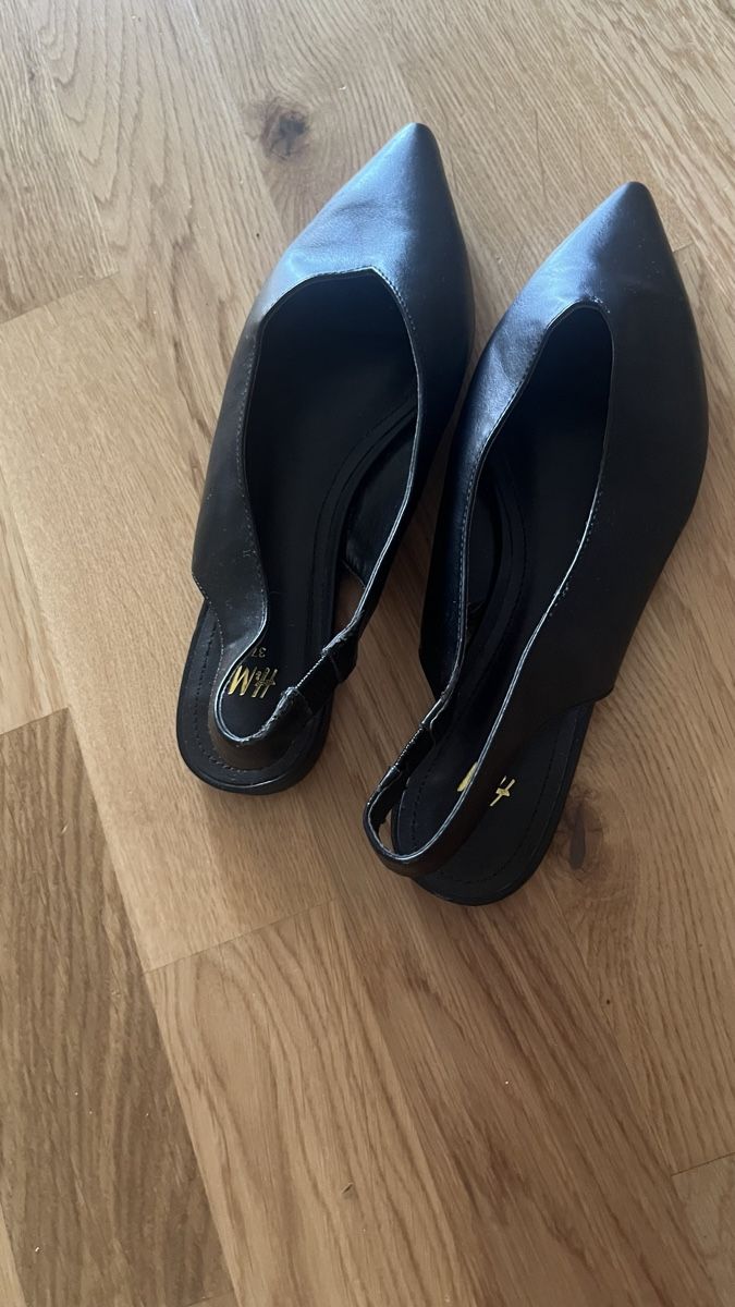 H&M Damenschuhe: Schwarze Slingpumps von H&M, Grösse 37 – Neu (gemäss Beschreibung) aus Zürich von Dita06 1