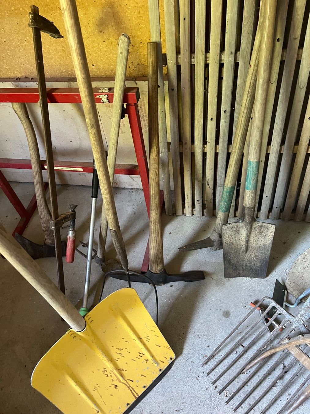 Alle Werkzeuge: Grosse Gartenwerkzeug-Sammlung – Gebraucht aus Leuggern von Yzerman2 8