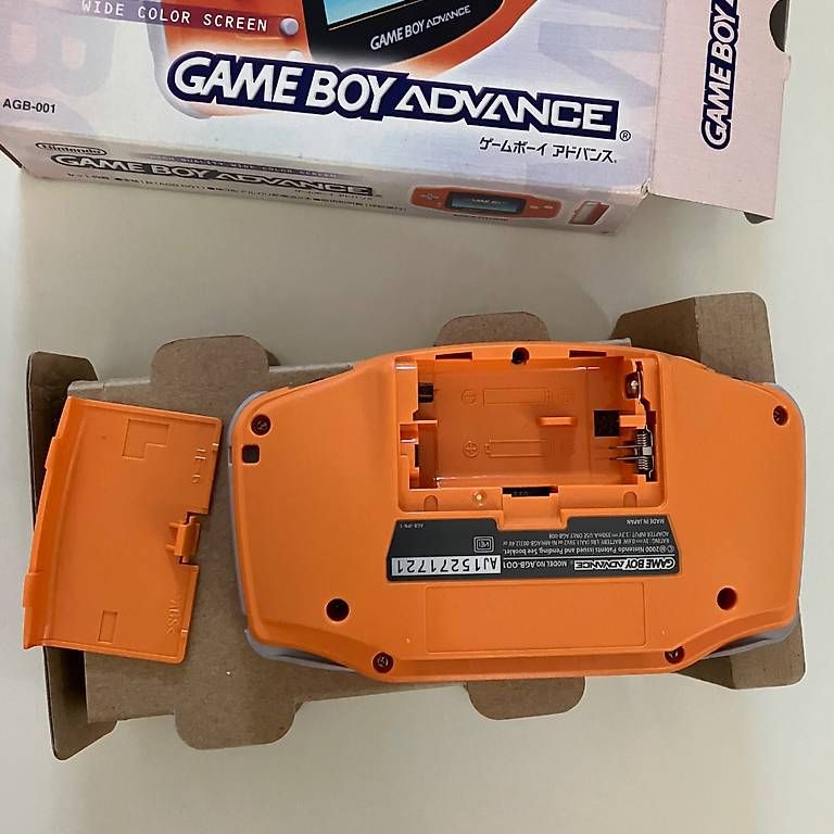 Nintendo Konsolen: Original Gameboy Advance Orange mit OVP – Gebraucht aus Zürich von  4