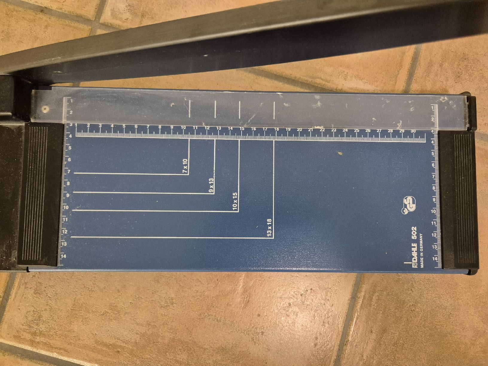Tutti gli attrezzi: Papier Schneider ED-643 502 – Usato da Domat/Ems venduto da ver_7q9b 1