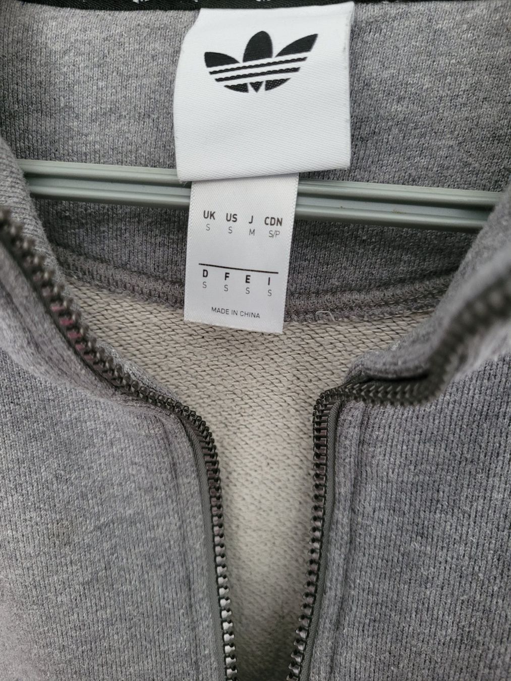 Adidas Pullover & Sweatshirts: Adidas pullover – Gebraucht aus Zürich von Saxer1900 1