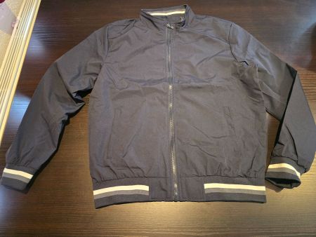 Veste couleur marine pour homme  T-M Neuve