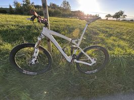 Swiss Velo Stöckli DS Full Fox suspension 26