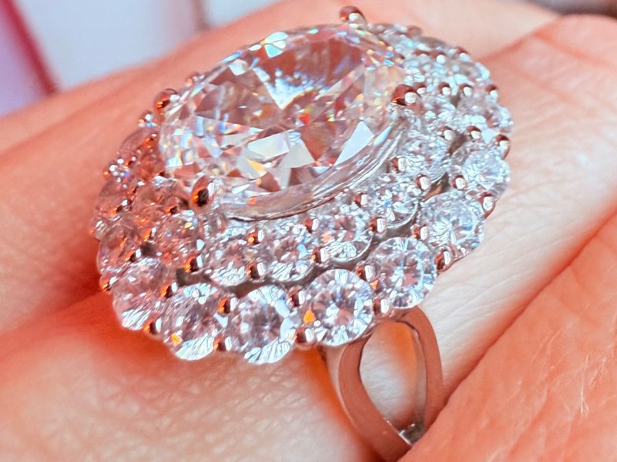 Anelli: Bague Stella – Nuovo e nell'imballaggio originale da St-Maurice venduto da Sandrinette123 3