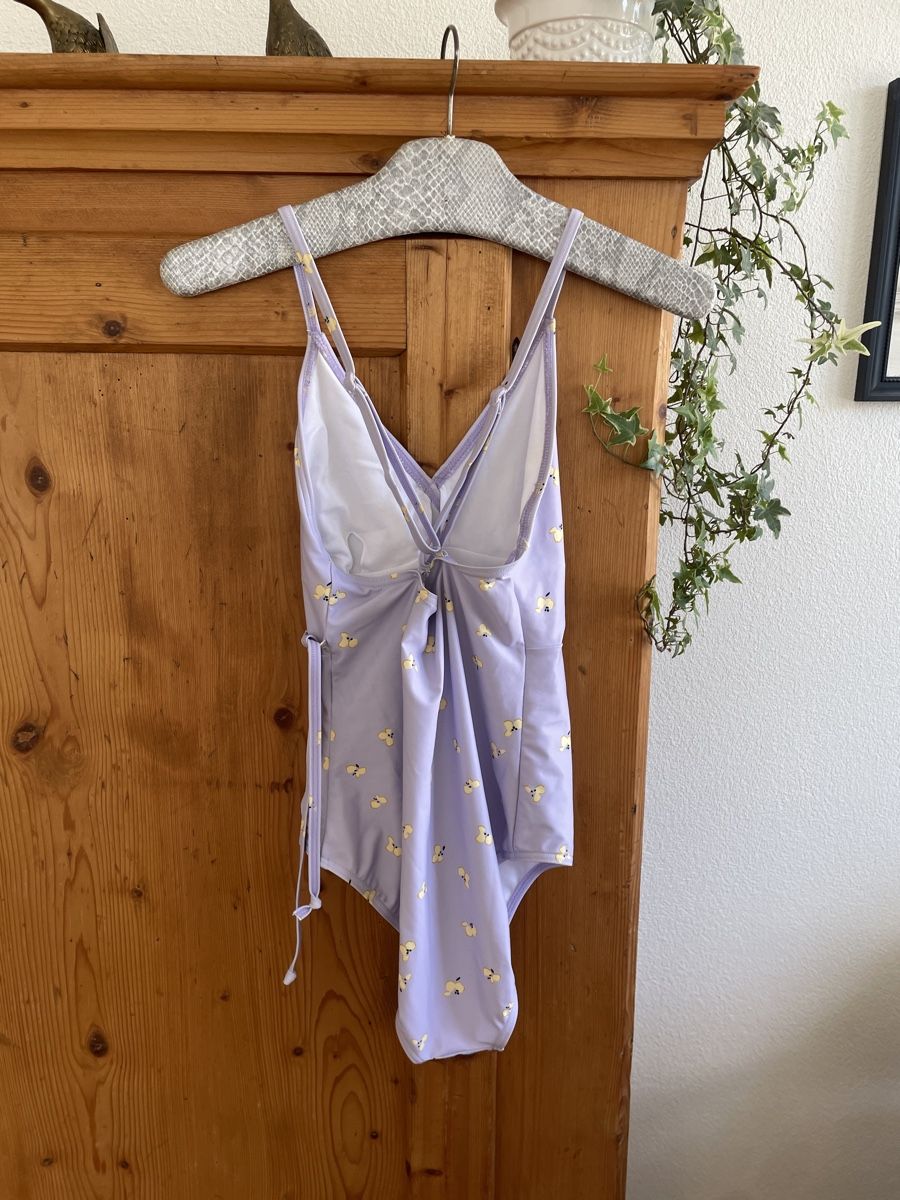 Badekleider & Bikinis: Badeanzug | Nümph | Blumenmuster | Lavendel Gr S | neu – Neu (gemäss Beschreibung) aus Zürich von samira12382 1