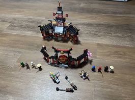 LEGO Kloster des Spinjitzu