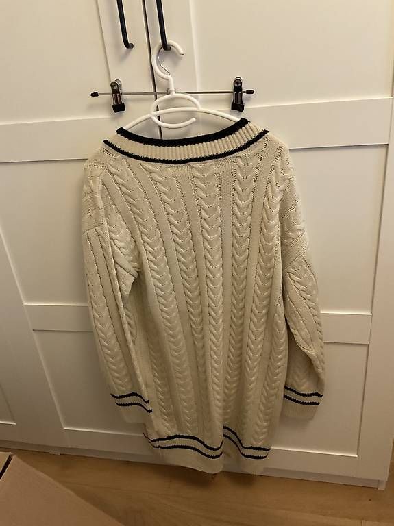 Vestiti: Pullover oder Kleid  – Usato da Wettingen venduto da monikazefi 1