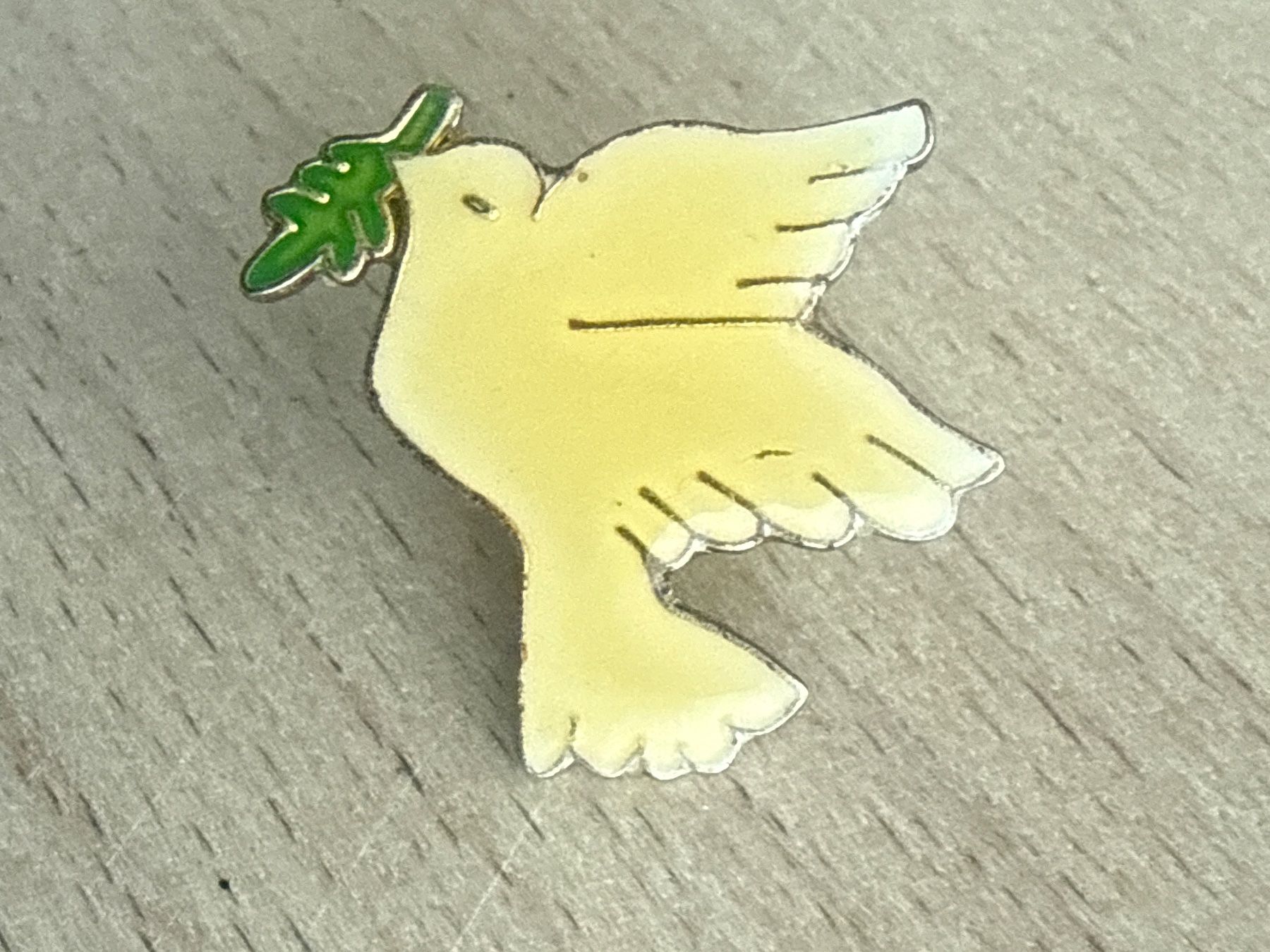 Placchette & Badge: Pin Friedenstaube – Usato da Glattbrugg venduto da Schweigmatt