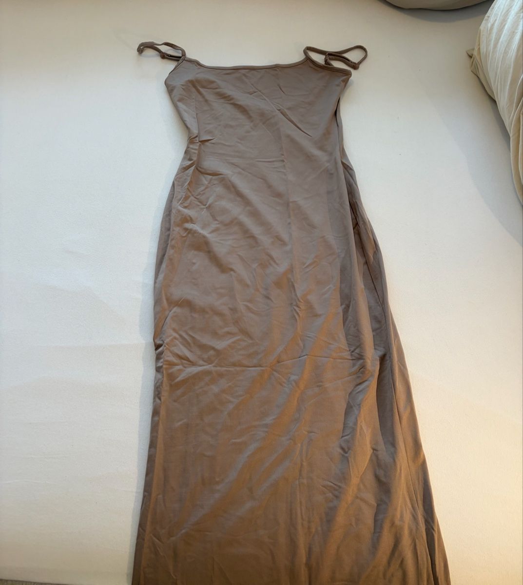 Bershka Vestiti: Robe Bershka beige – Usato da Pully venduto da ari_78pk