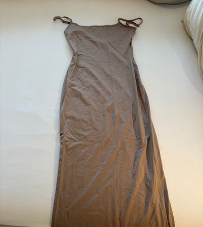 Robe Bershka beige