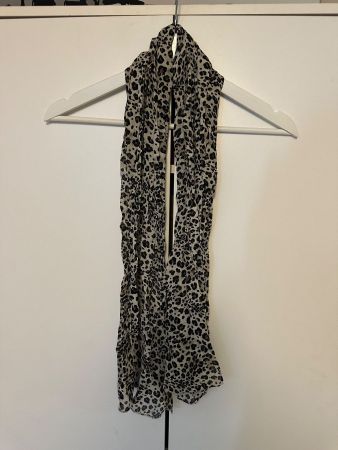 Schal in Leoparden Look