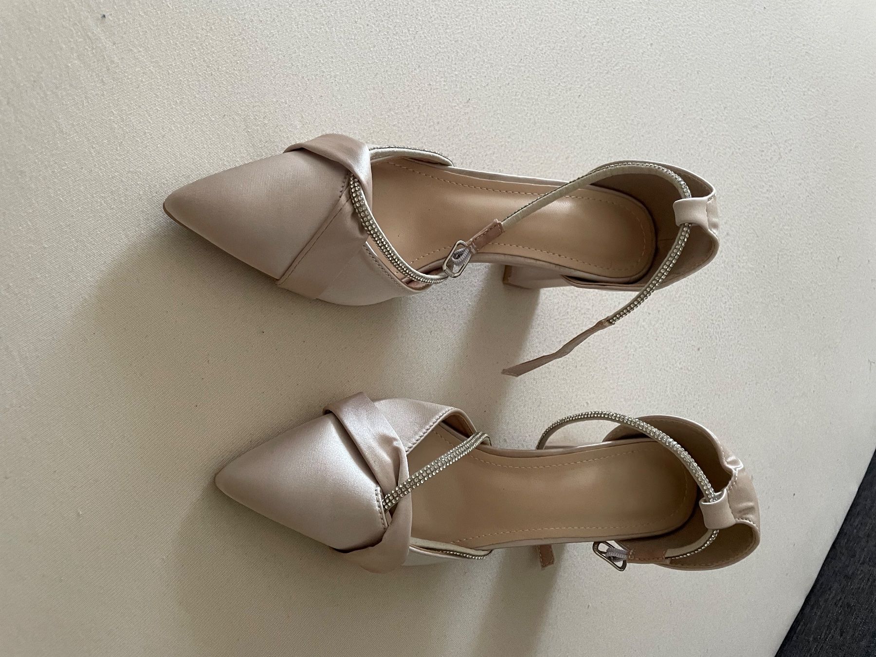 Damenschuhe: Elegante Schuhe, Gr. 39 / 40 – Neu (gemäss Beschreibung) aus Uerkheim von Jangela