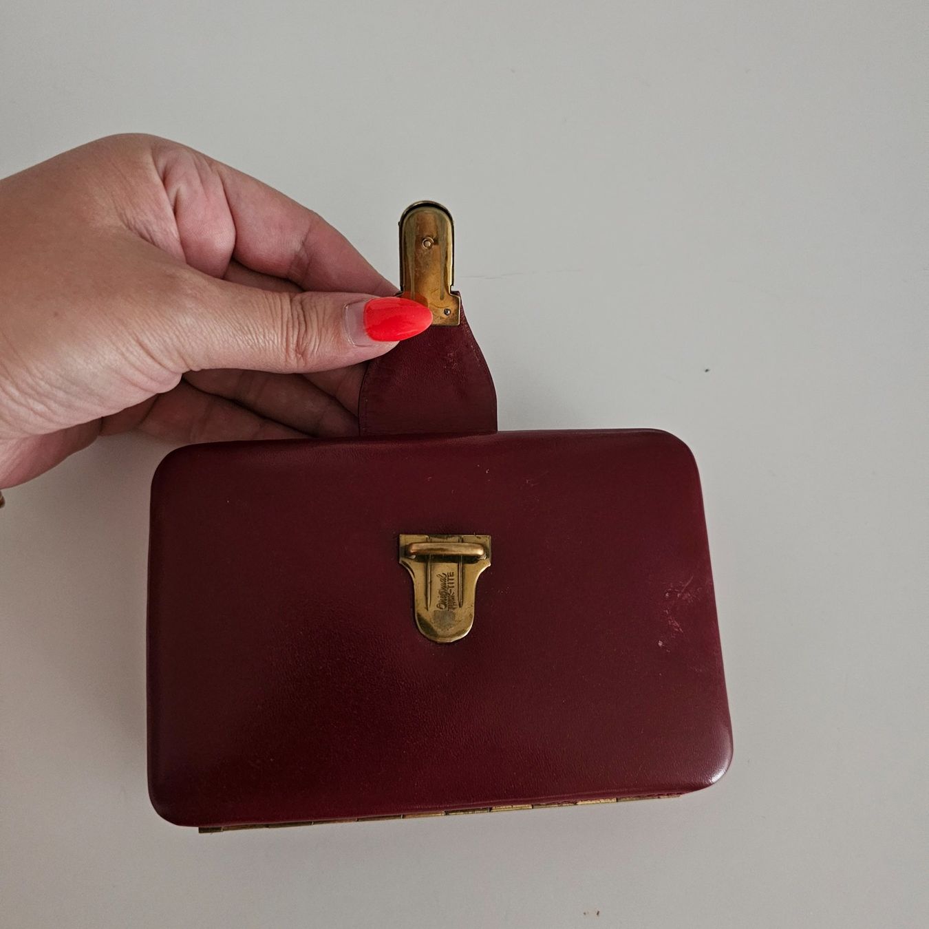 Altri Prodotti per fumatori: Original Tuck-tite Vintage leder /Zigarettenbox – Usato da Bronschhofen venduto da David80 3