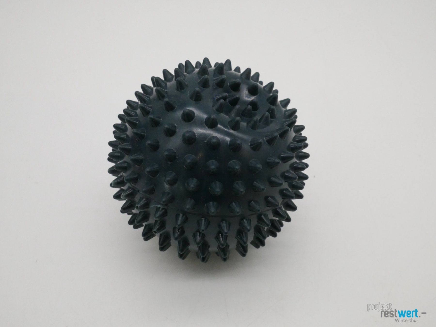Dispositivi per massaggi: UMBRO Massage/Handtrainerball- Set grau, rot, blau – Usato da Winterthur venduto da Restwert_Winterthur 1