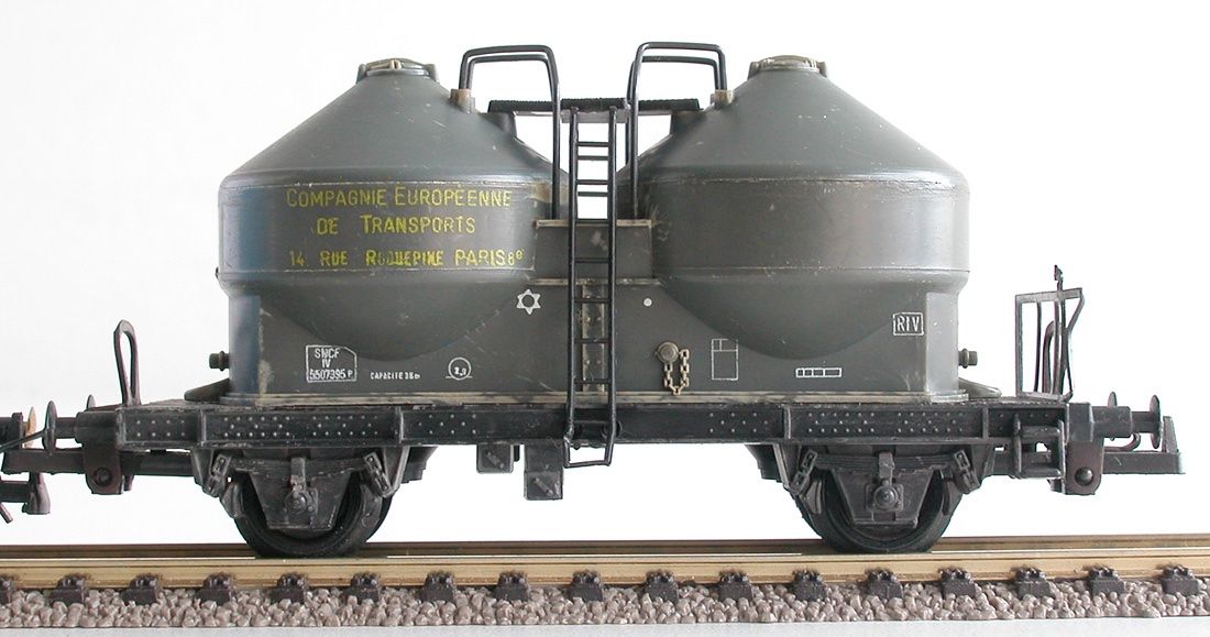 Lima Modellini di ferrovie: Lima 2 Behälterwagen der FS/SNCF Spur H0 – Usato da Oberwil BL venduto da Klang 1