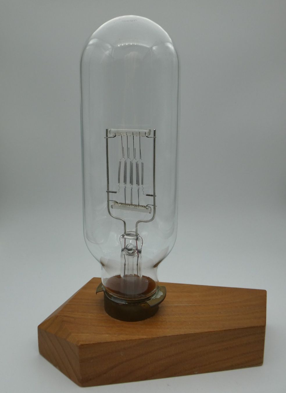Tutte le decorazioni: Vitage Dekoration Projektorlampe – Usato da Volketswil venduto da brockipfannenstil 4