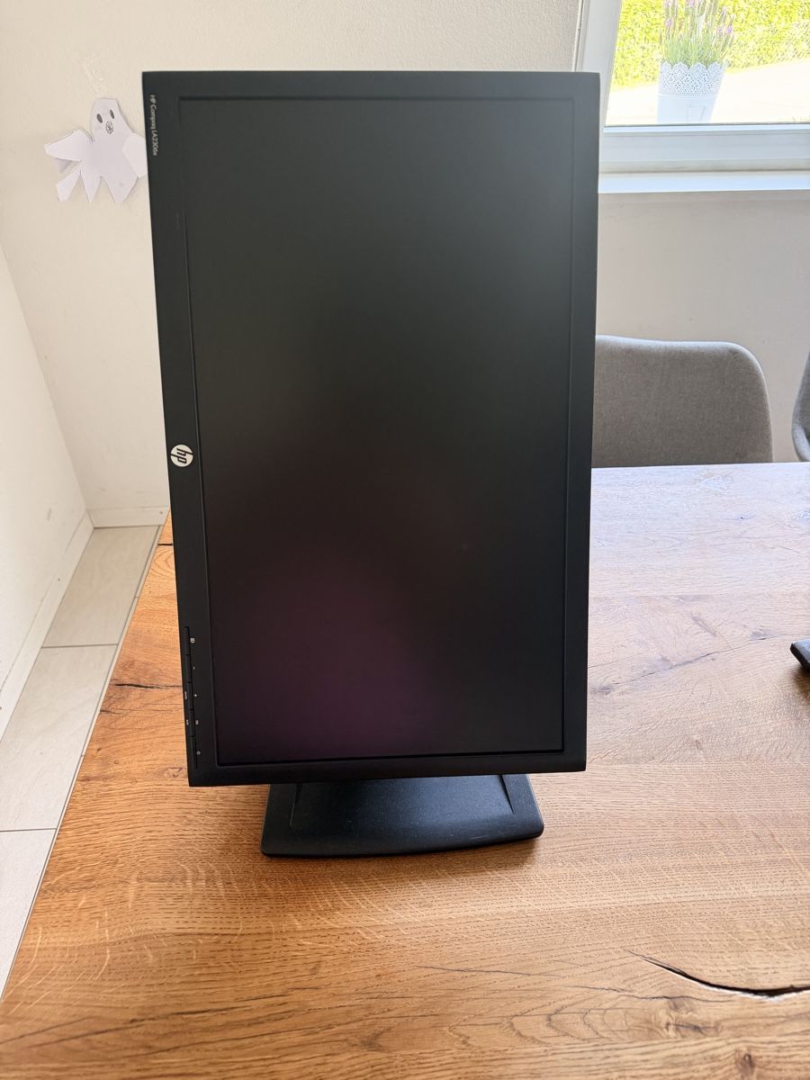 Monitore: Monitor  – Gebraucht aus Belp von sch_xp5g 1