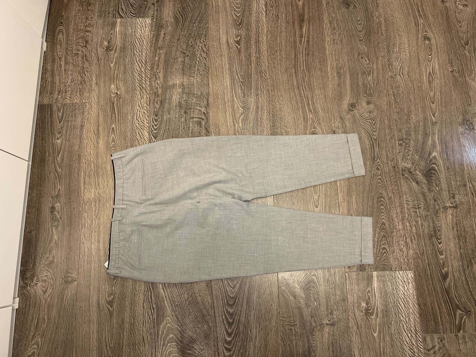 Zara Pantaloni: Elegante Herren Hose XL – Usato da Weiach venduto da LemonJuice1995 1
